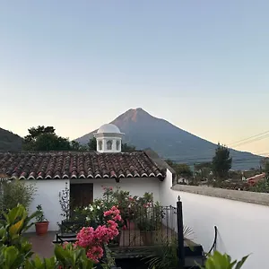 Casa Elena Bed and breakfast